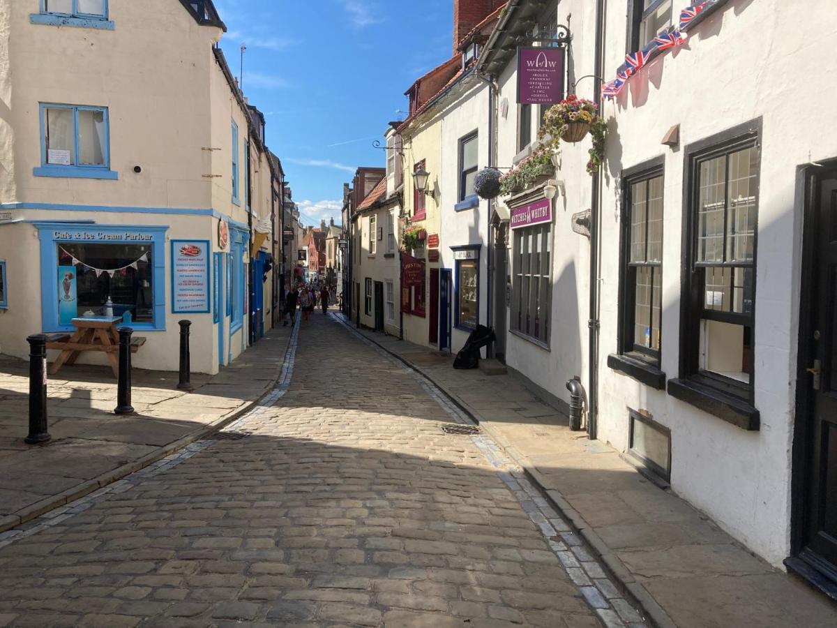 Duke Of York Hotel Whitby Exterior foto